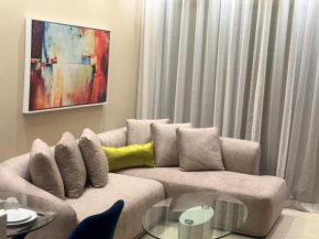 Apartmentmebt 43 luxurious smart TV terraces